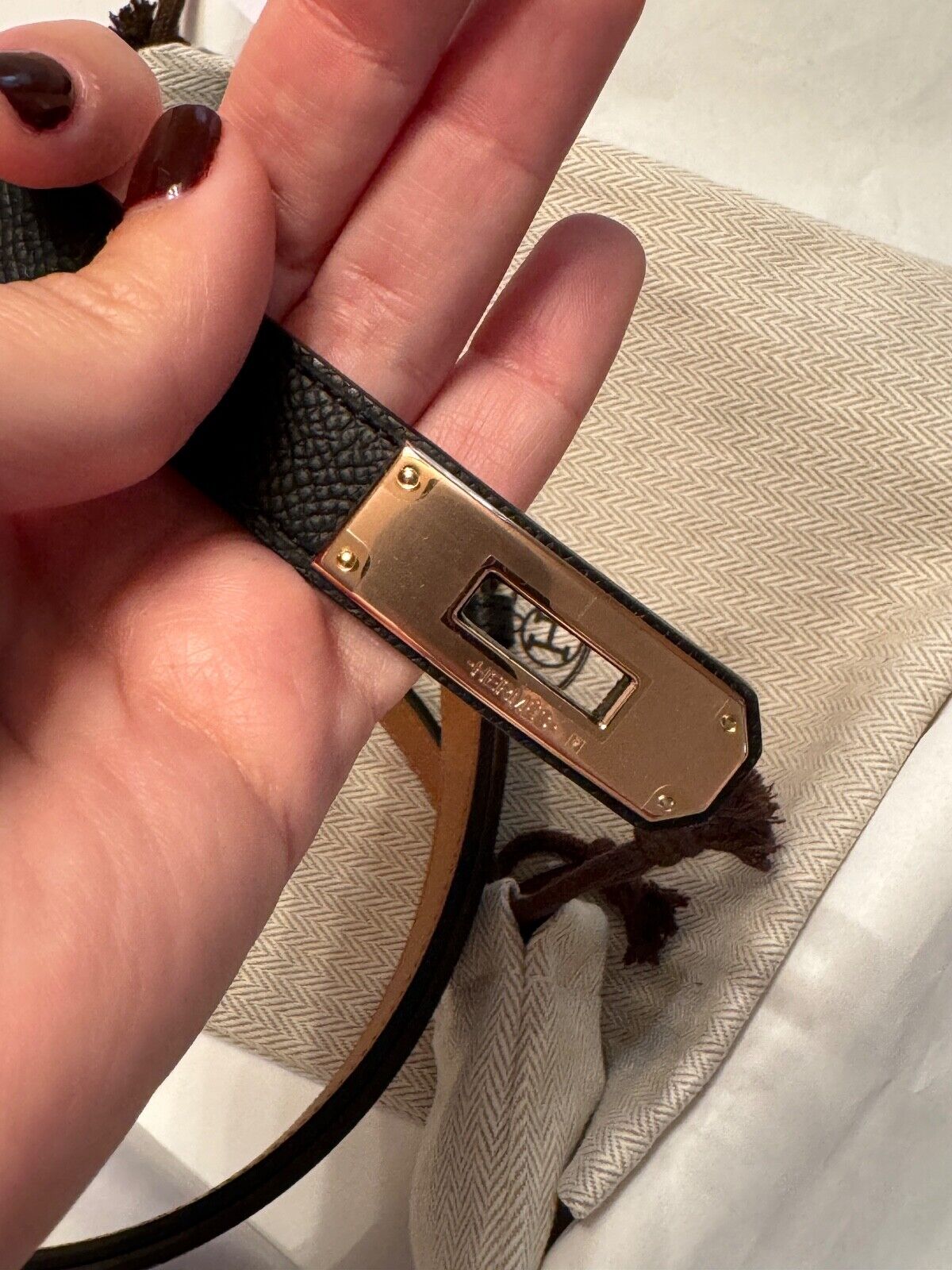 NIB HERMES Kelly 18 Belt Black with Rose Gold Hardware - LuxryEdition