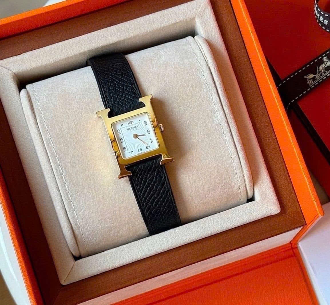 Hermes Heure H Watch, Black Hermes Leather Large, 34 mm - LuxryEdition