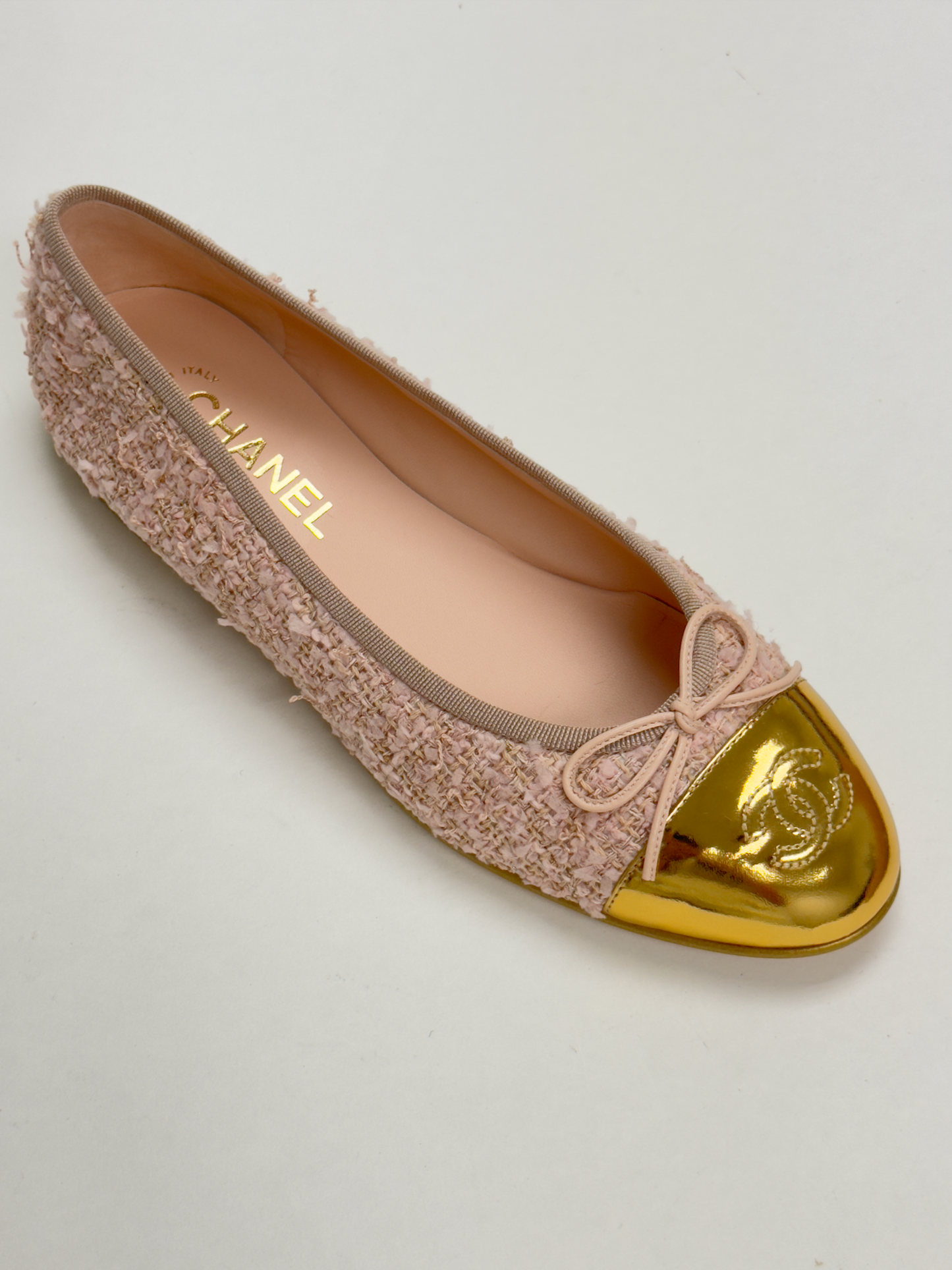 CHANEL Tweed Pink and Gold CC Cap Toe Ballerina Flats 40 - LuxryEdition