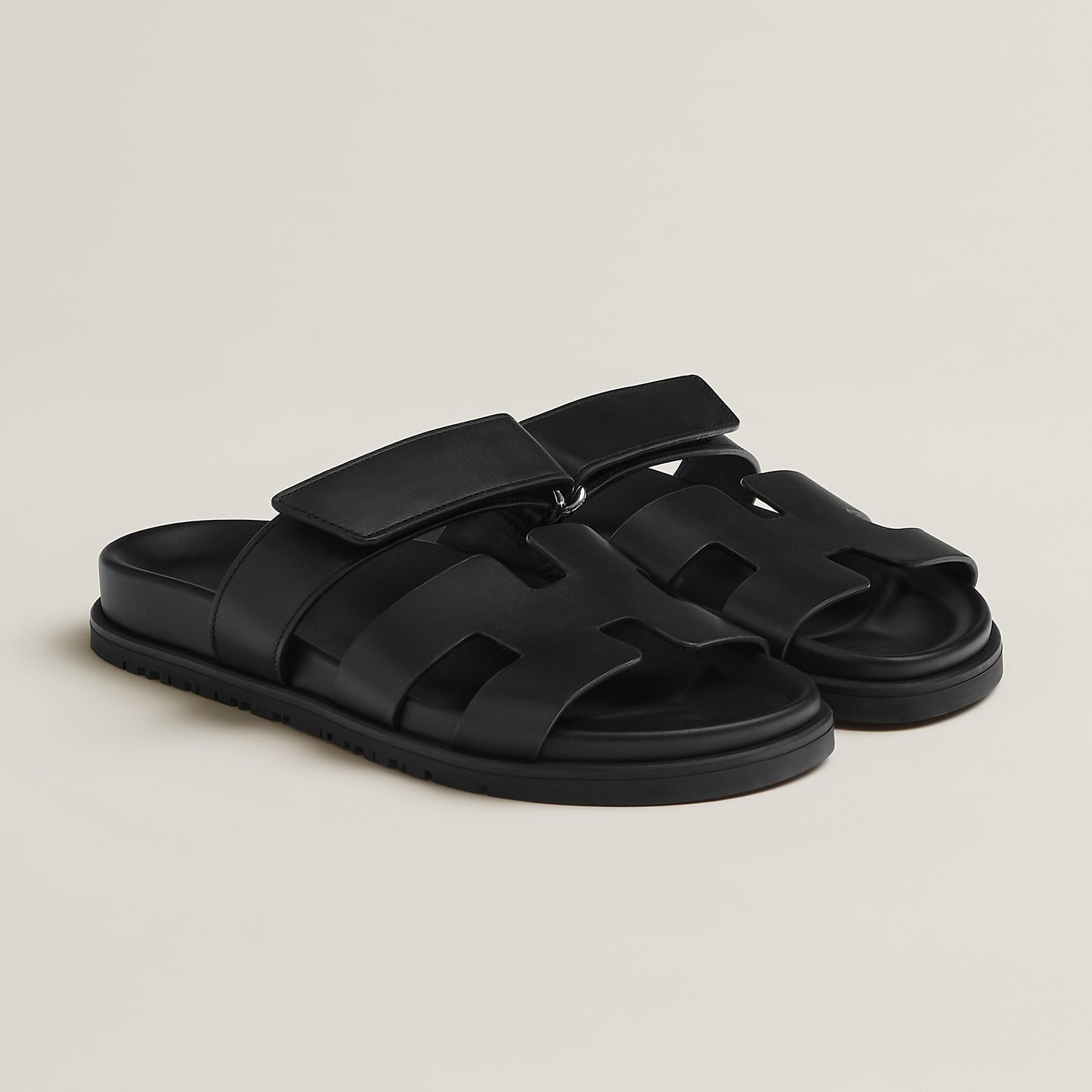 Hermes Chypre Clafskin Sandals Size 39.5 Color Black - LuxryEdition