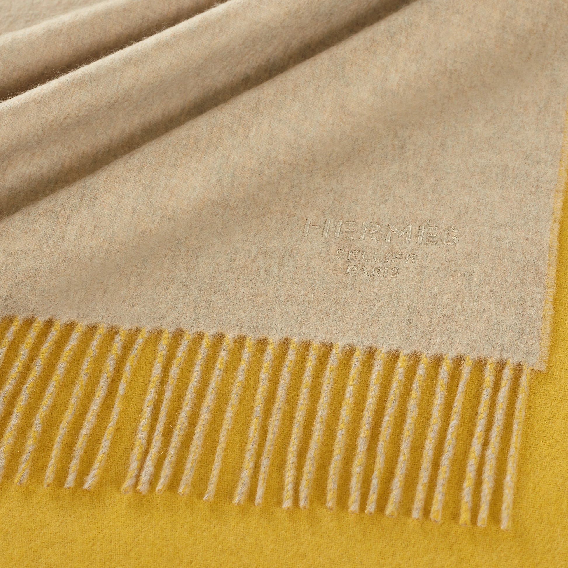 HERMES Double Face 100% Cashmere Stole Beige Chiné / Or - LuxryEdition