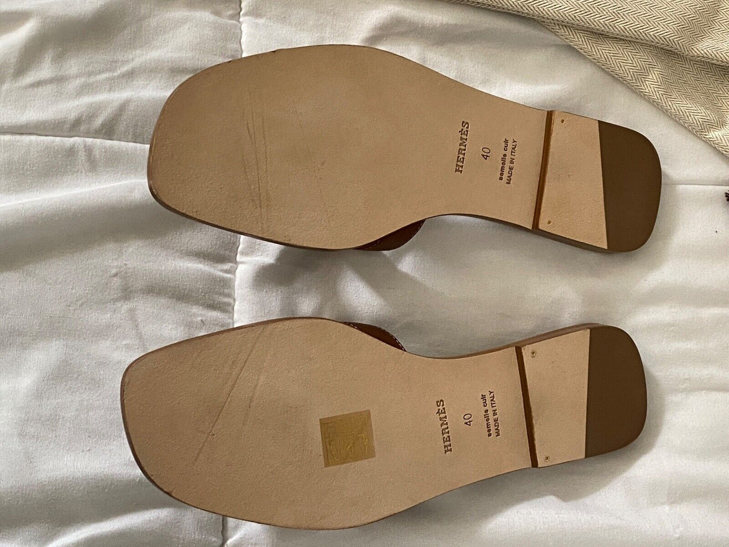 Hermes Oran Sandals Size 40 Color Gold - LuxryEdition