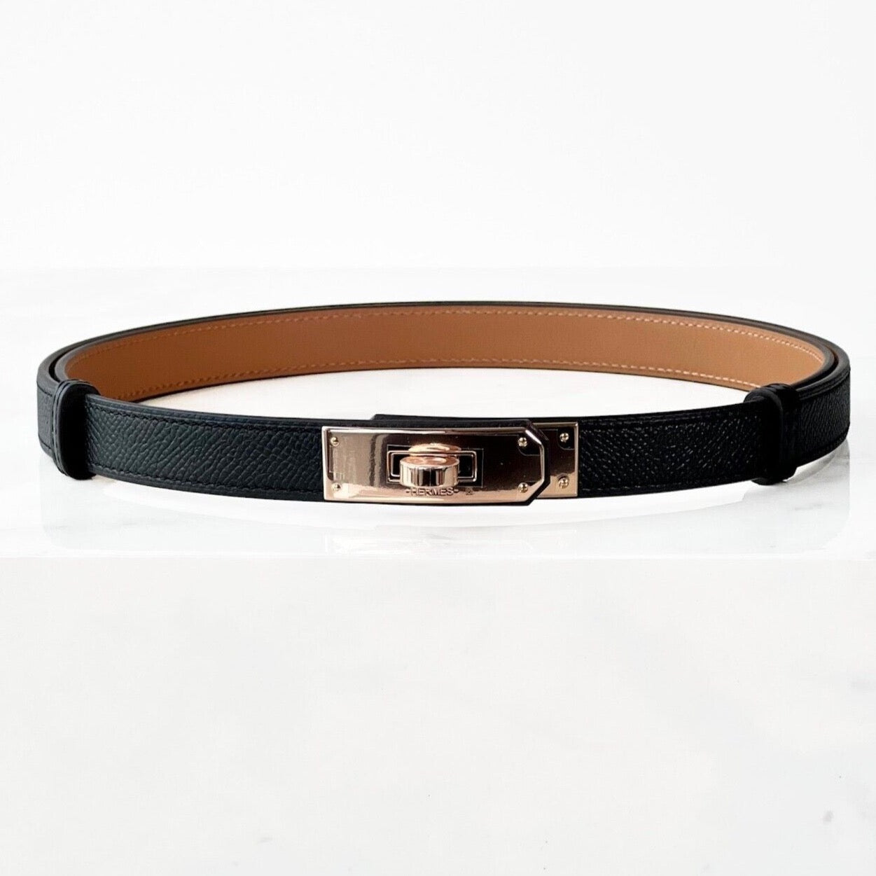 NIB HERMES Kelly 18 Belt Black with Rose Gold Hardware - LuxryEdition