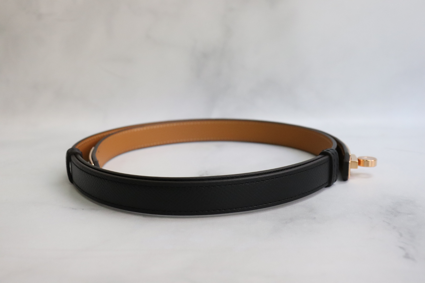 NIB HERMES Kelly 18 Belt Black with Rose Gold Hardware - LuxryEdition