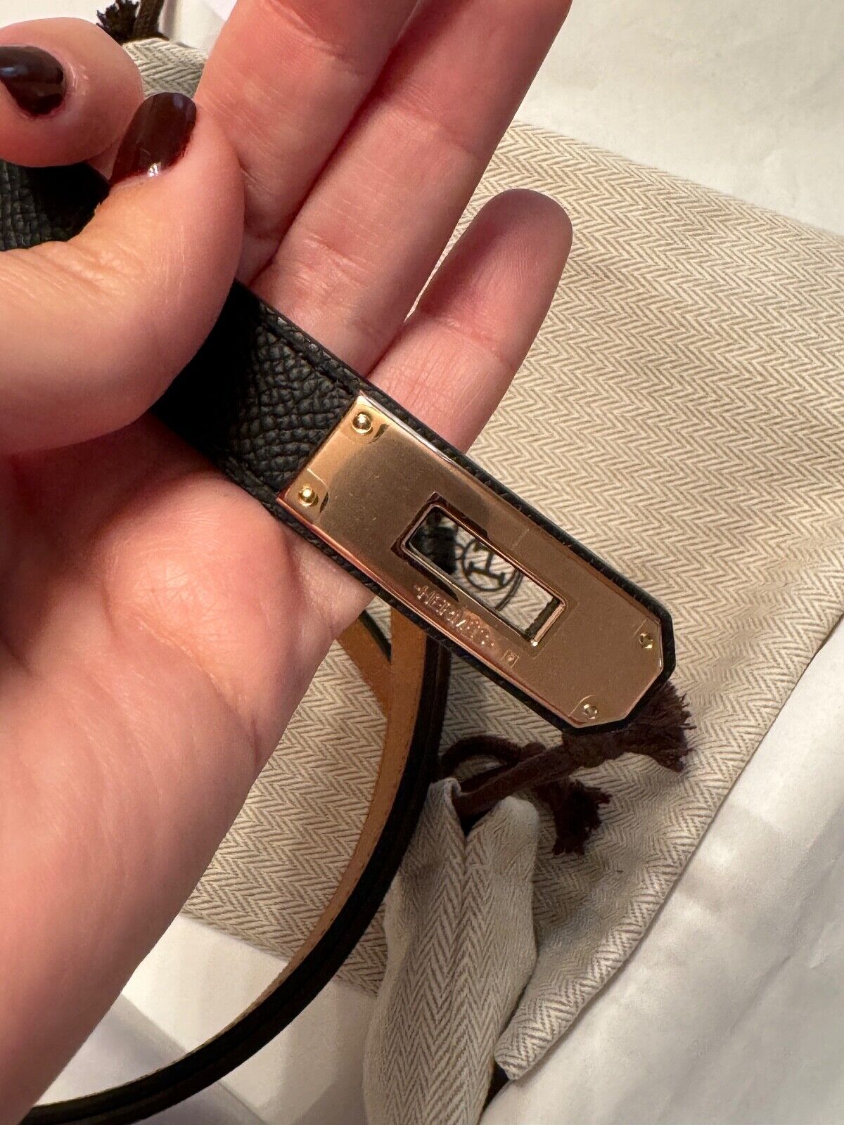 NIB HERMES Kelly 18 Belt Black with Rose Gold Hardware - LuxryEdition